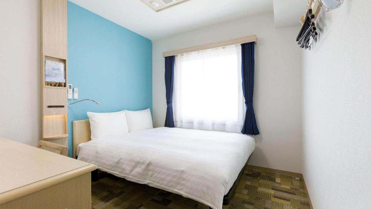 Toyoko Inn Tokyo Keio-Sen Higashi-Fuchu-Eki Kita-Guchi Exterior foto