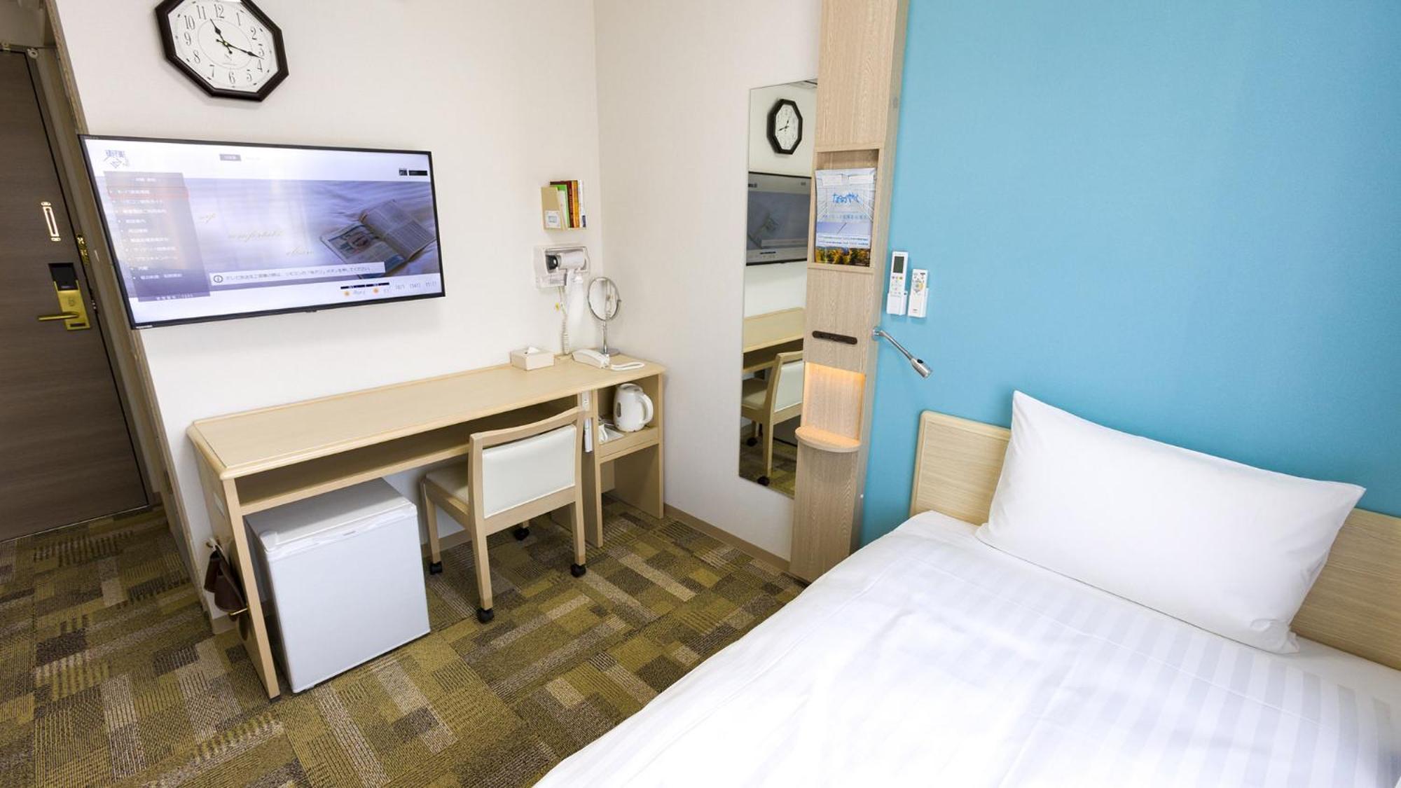 Toyoko Inn Tokyo Keio-Sen Higashi-Fuchu-Eki Kita-Guchi Quarto foto